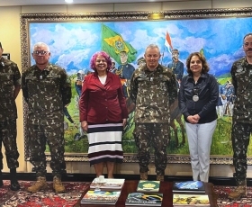 20231004_reuniao-exercito_cecilia-lopes 3